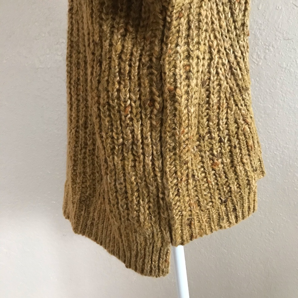 *** DONATED*** Universal Thread Knit Sweater - Picture 6 of 6